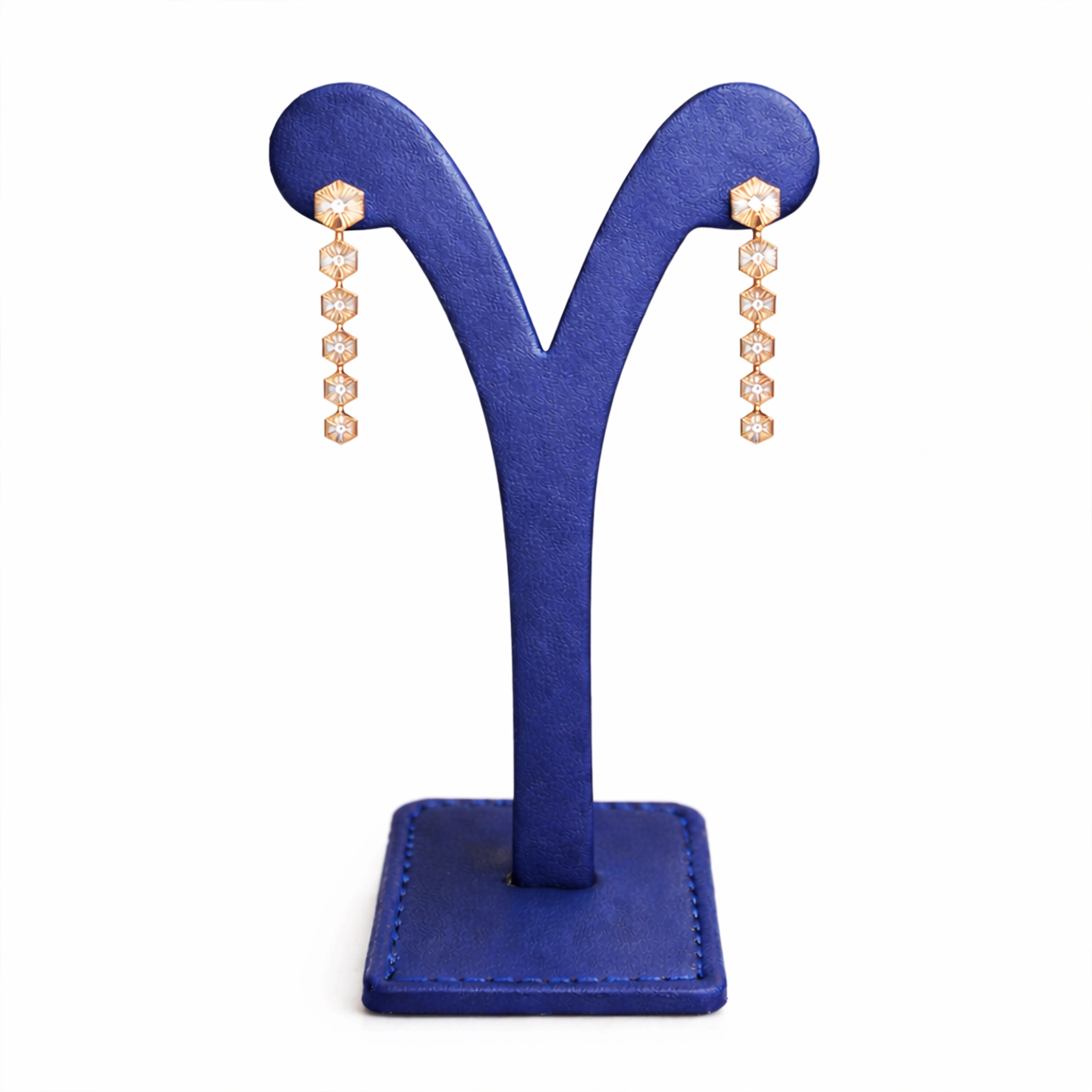 earing 3