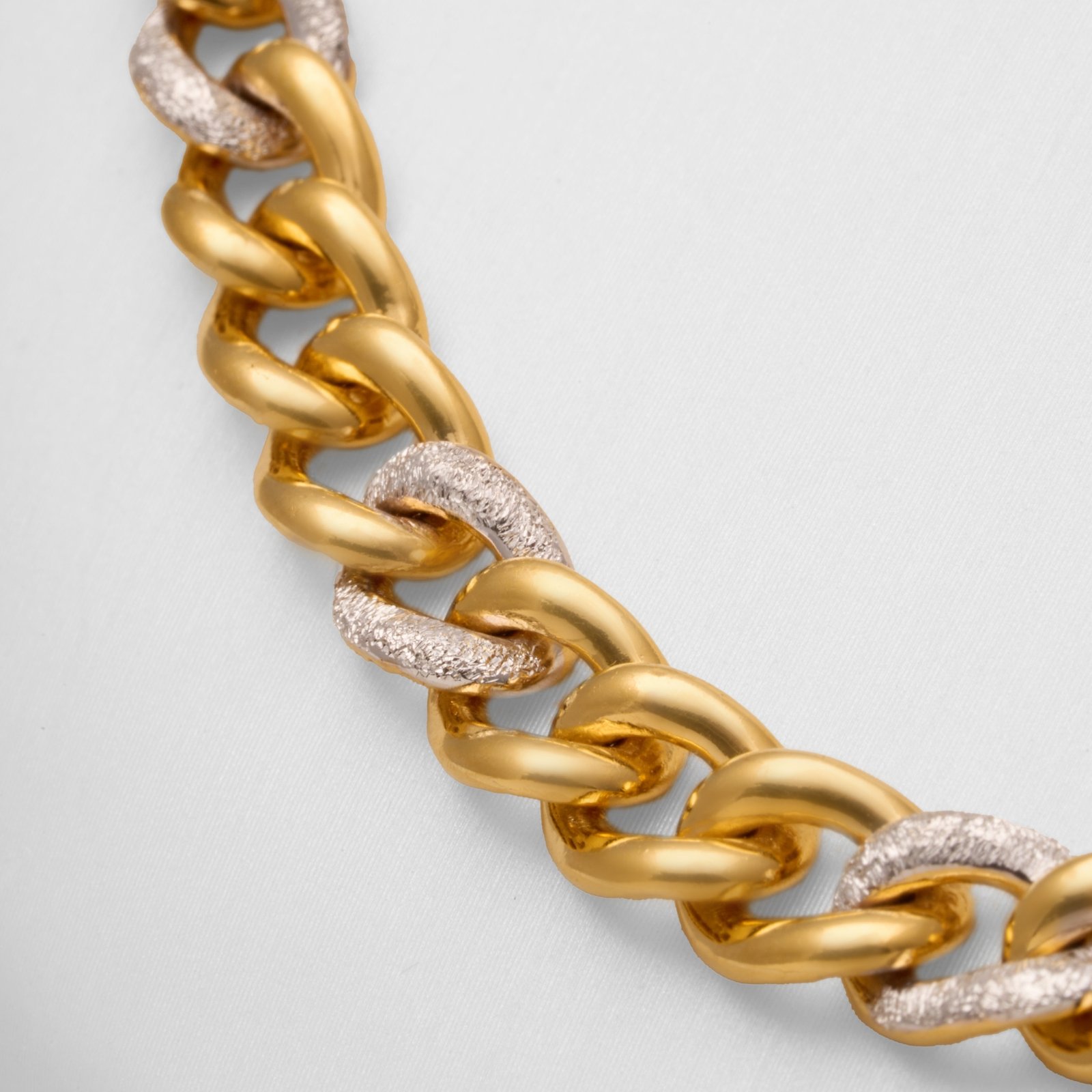 Chain - Image 3